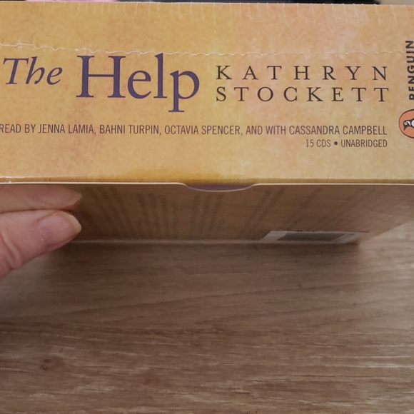 THE HELP a novel book on tape by Kathryn Stockett - Picture 4 of 4